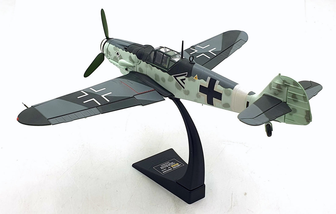 Corgi 1/32 Scale AA34902 Messerschmitt Bf109G Black Double Chevron 1944