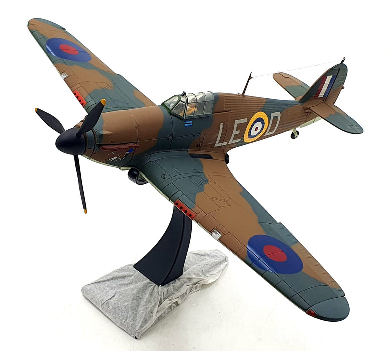 Corgi 1/32 Scale AA35505 - Hawker Hurricane Mk1 LE-D V7467 242 Sqn 1940