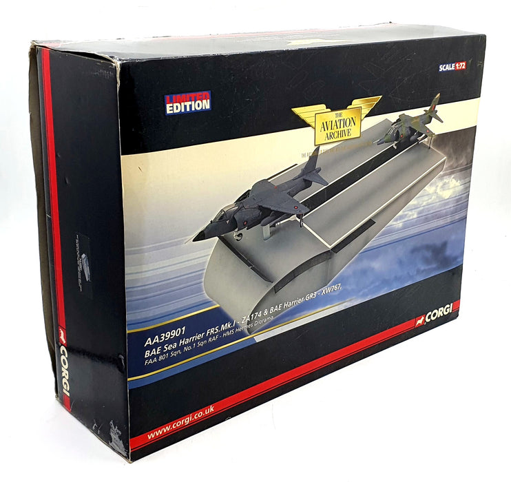 Corgi 1/72 Scale AA39901 - BAE Sea Harrier FRS Mk.1/Gr3 80 Sqn RAF HMS Hermes
