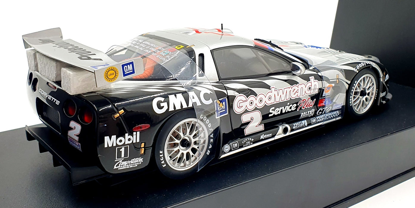 Autoart 1/18 Scale 89906 - Chevrolet Corvette C5-R GT2 Class '99 #2 Daytona