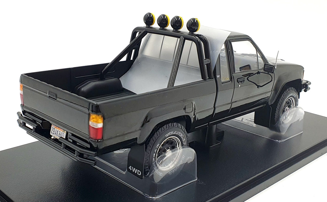 KK Scale 1/18 Scale KKDC181561 - Toyota Truck Xtra Cab 4X4 1985 BTTF - Black