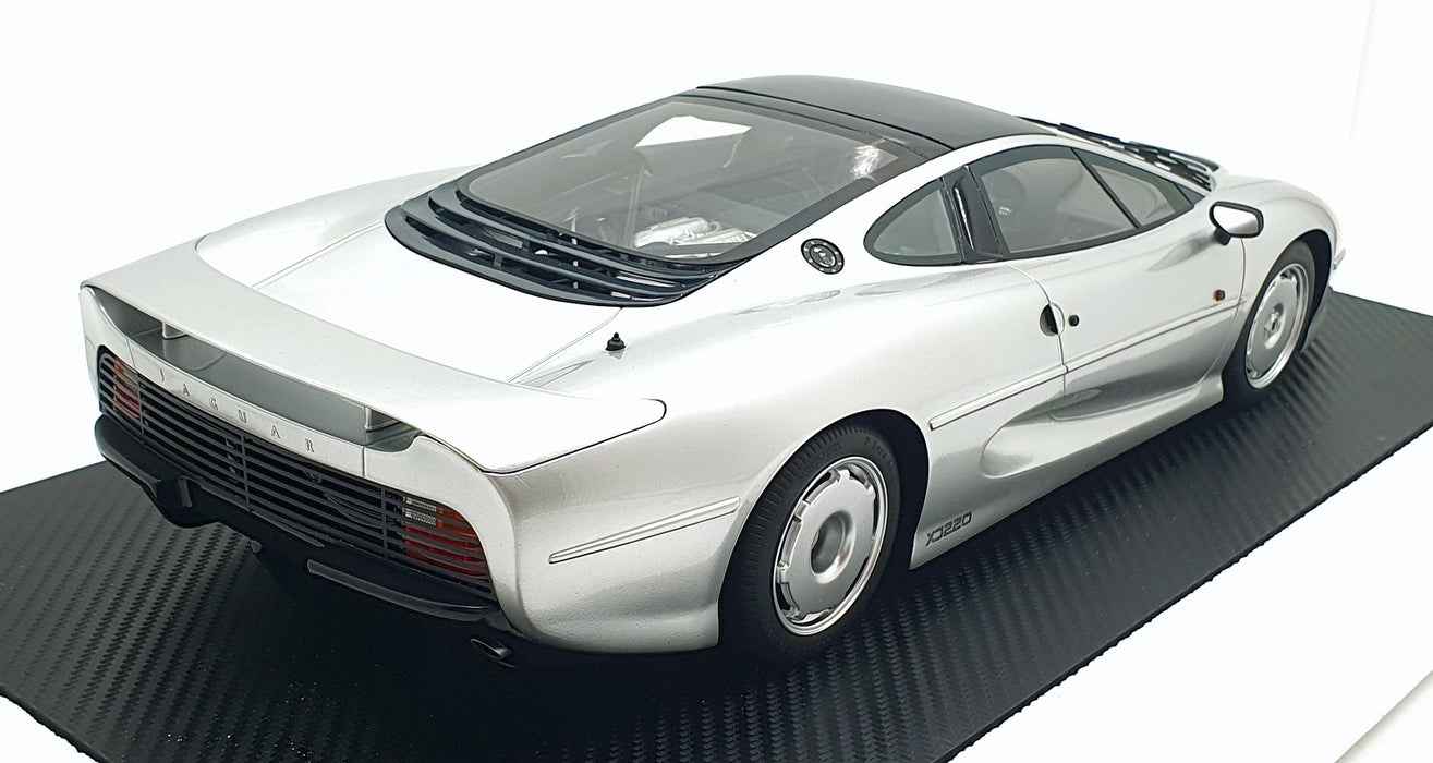 TSM True Scale Miniatures 1/12 Scale TSM120015 Jaguar XJ220 - Silver