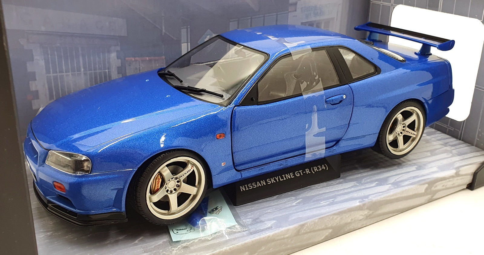 Solido 1/18 Scale Diecast S1804306 - Nissan Skyline R34 GTR Nismo Bayisde Blue