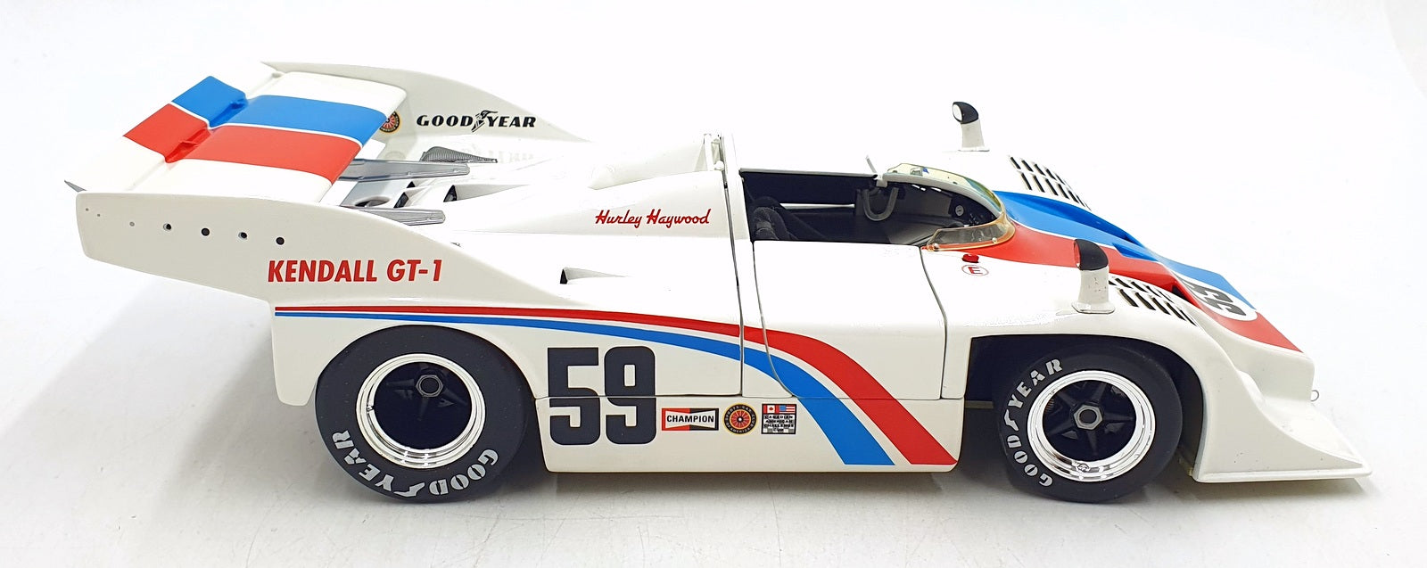 Minichamps 1/18 Scale 100 736159 - Porsche 917/10 Can AM 1973 H.Haywood