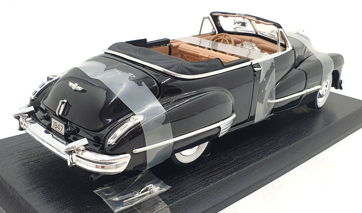 Anson 1/18 Scale Diecast 30335 - 1947 Cadillac Series 62 - Black