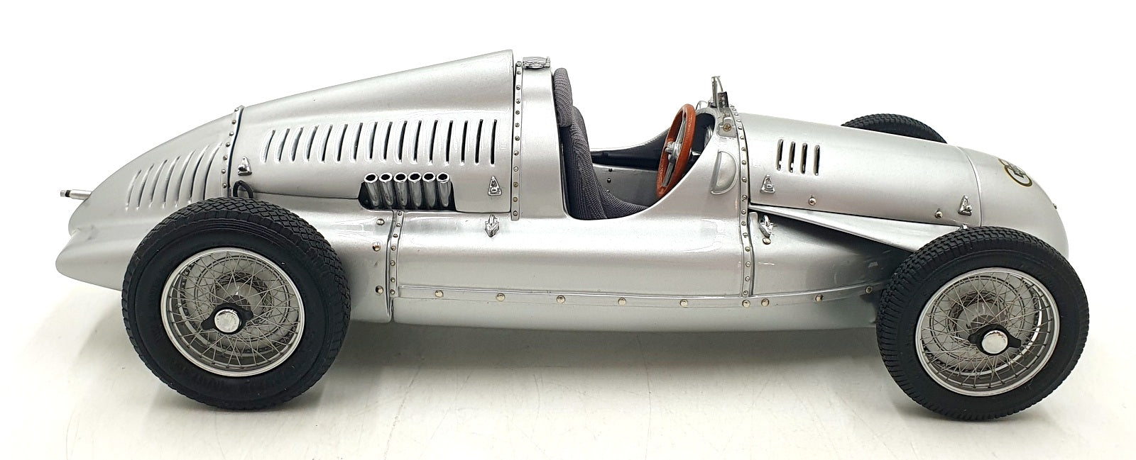 CMC 1/18 Scale Diecast M-027 - 1928-1938 Auto Union Typ D - Silver