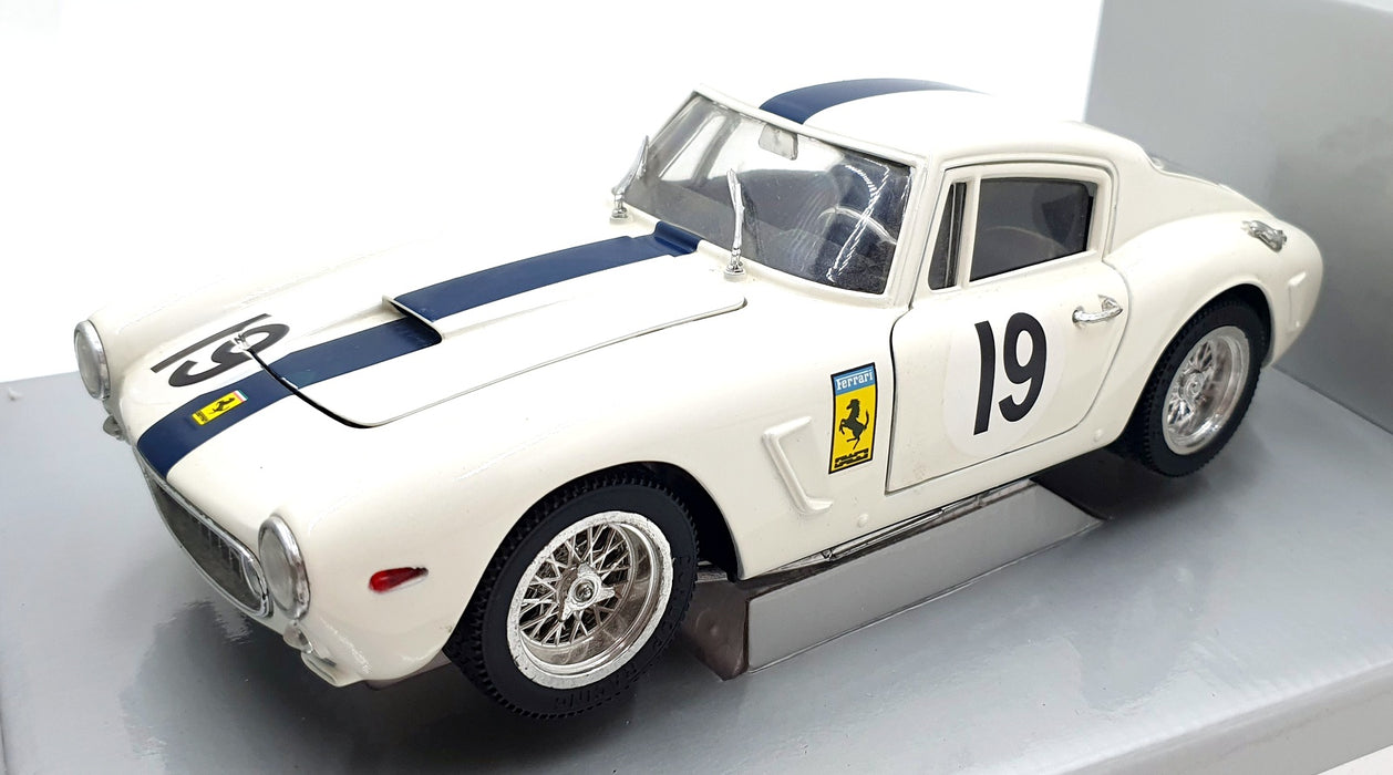 Eagle Race 1/18 Scale 043001 - Ferrari 250 GT Le Mans 1961 #19 - White