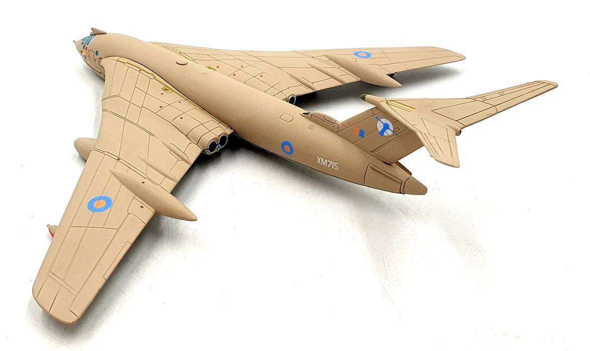 Corgi 1/144 Scale 48701 HP Victor K2 Tanker Bruntingthorpe