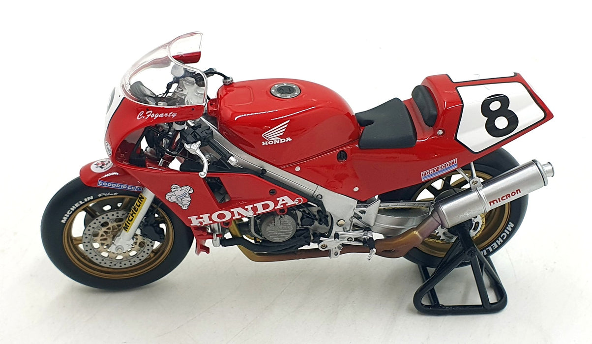 Univ Hobbies 1/12 Scale UH4822 Honda RC30 Carl Fogarty 1990 IOM Win