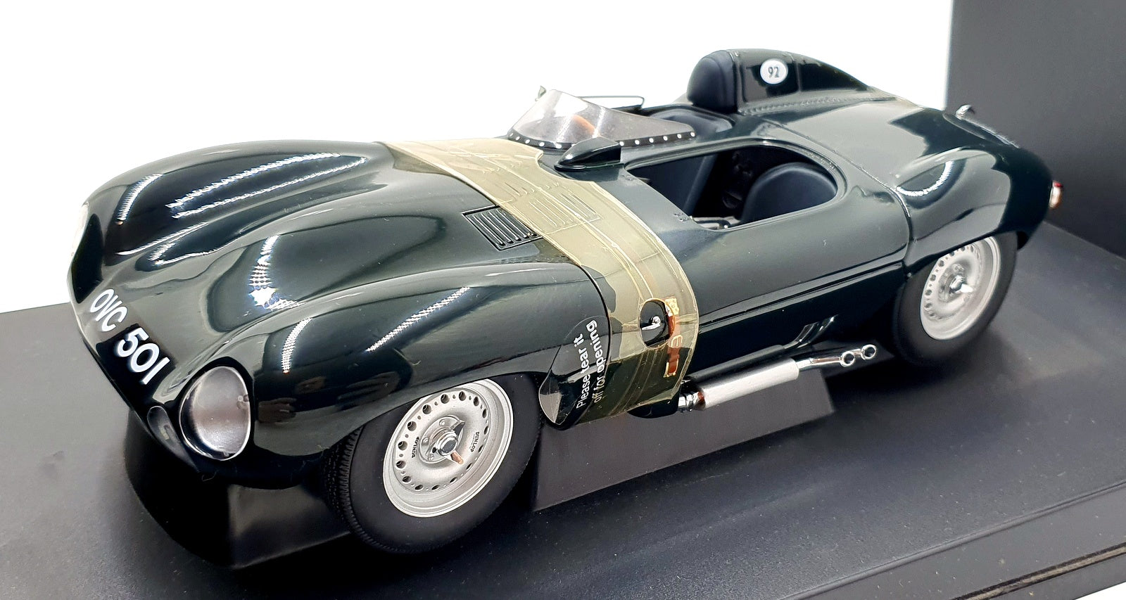 Autoart 1/18 Scale 73561 - Jaguar D Type Short Nose - Dark Green