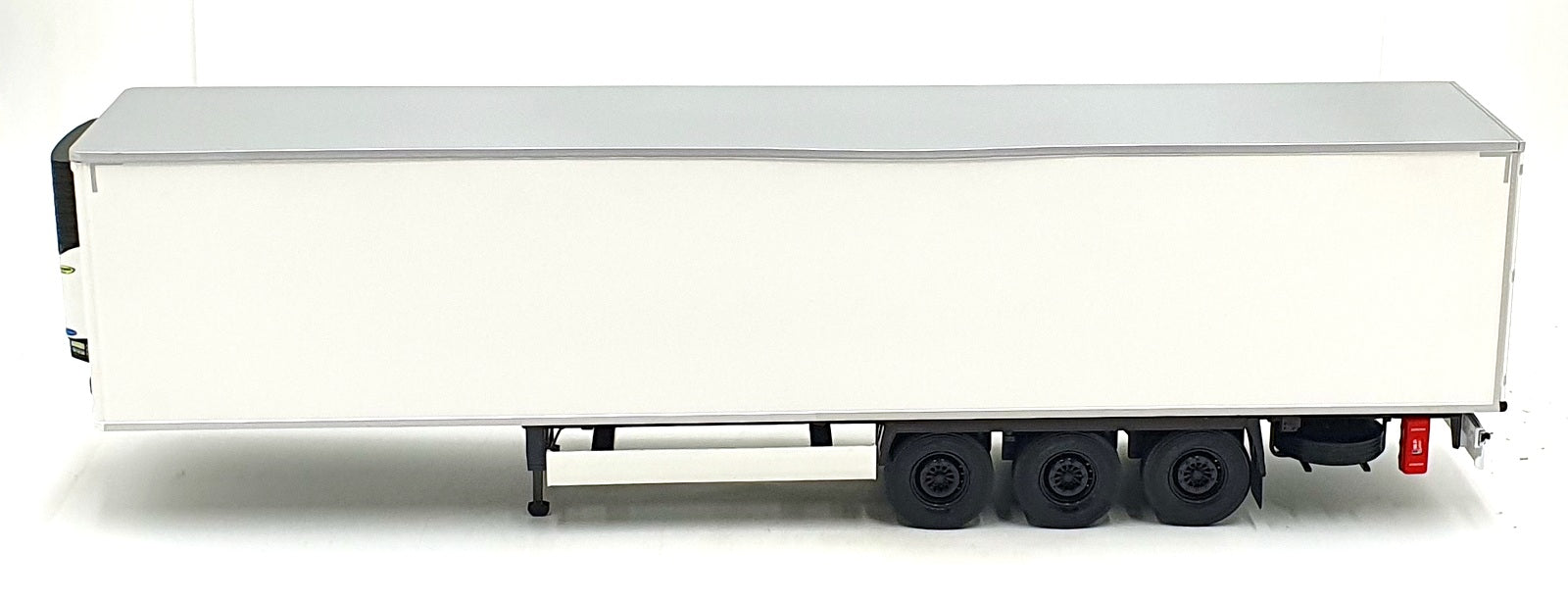 Solido 1/24 Scale S2400503 - 2022 Refrigerated Trailer - White