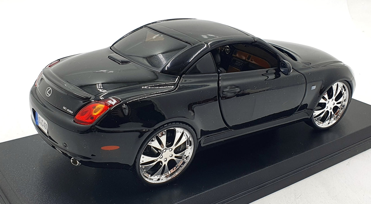 Maisto 1/18 Scale Diecast 36022 - Lexus SC 430 - Black