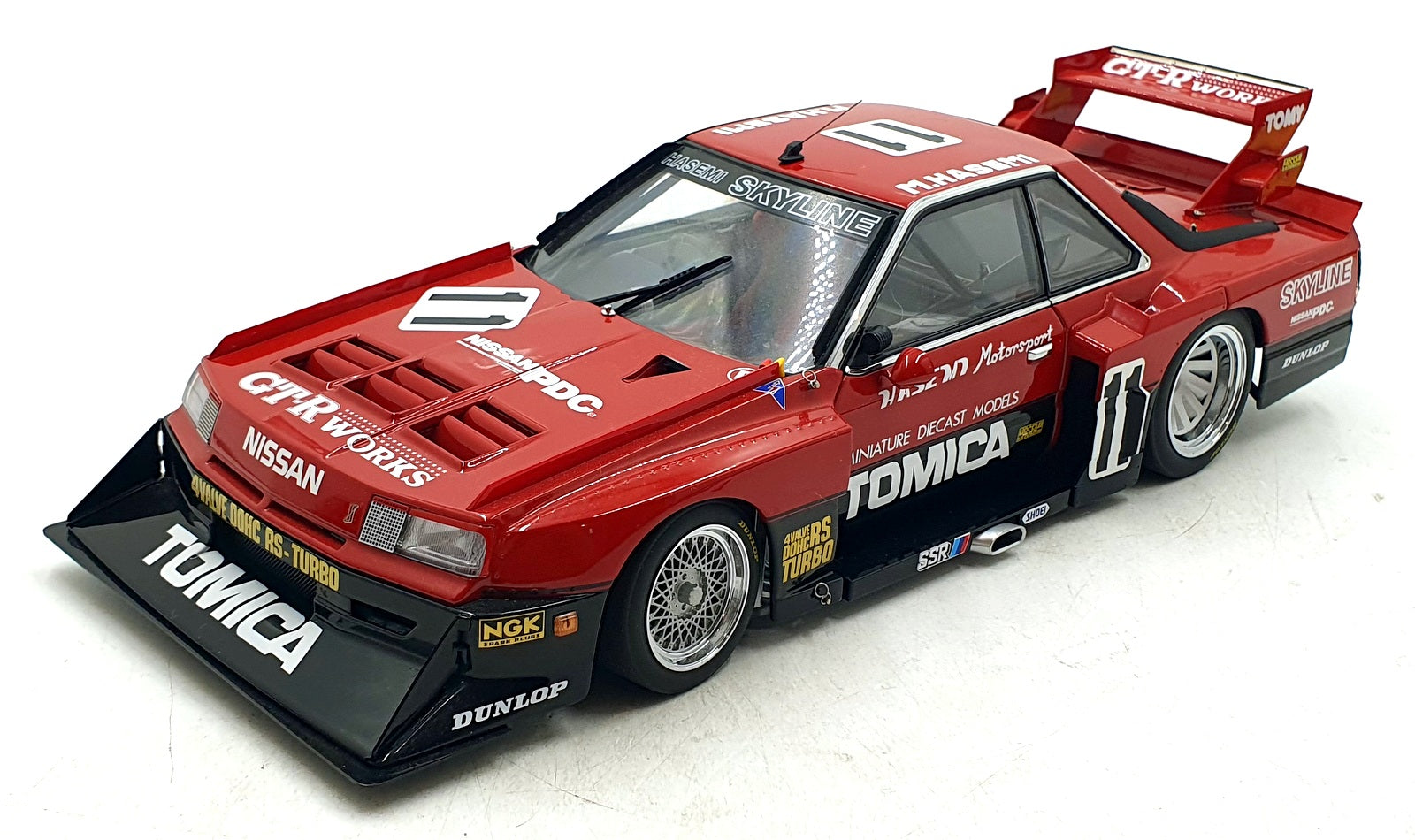 Autoart 1/18 Scale Diecast 88376 - Nissan Skyline RS Turbo 1983 Super Silhouette