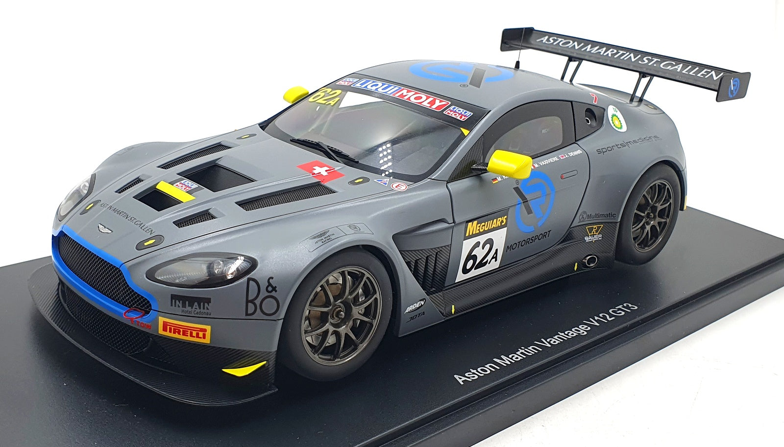 Autoart 1/18 Scale 81906 - Aston Martin Vantage GT3 R-Motorsport 2019 #62