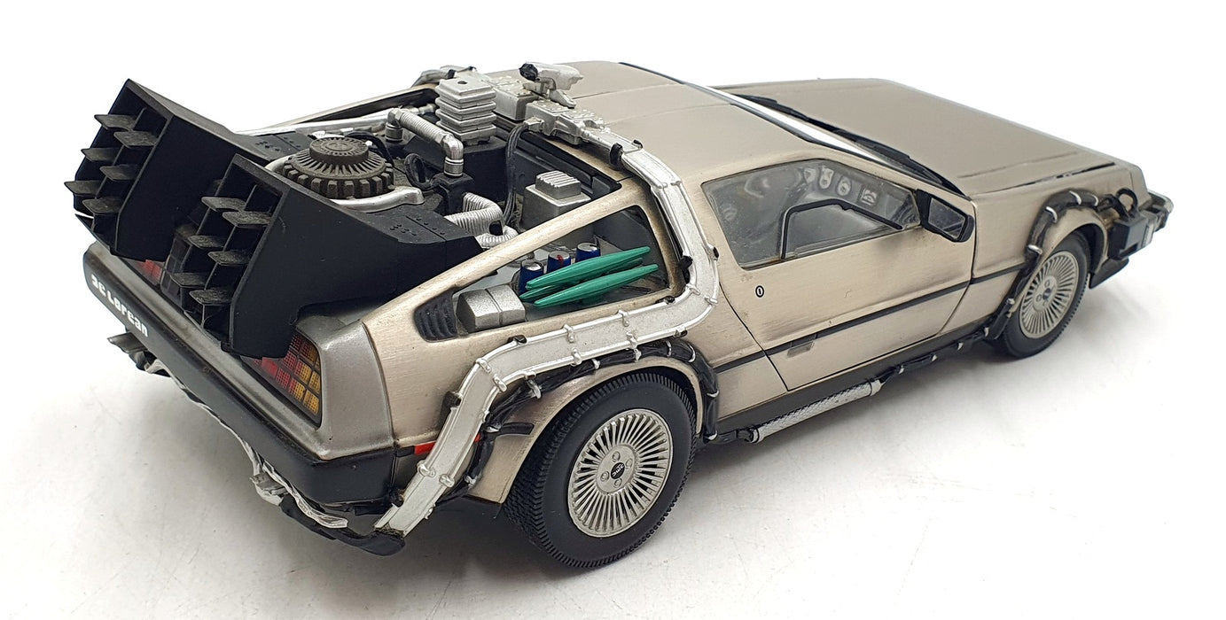 Sun Star 1/18 Scale DC11026F - Delorean Time Machine Back To The Future