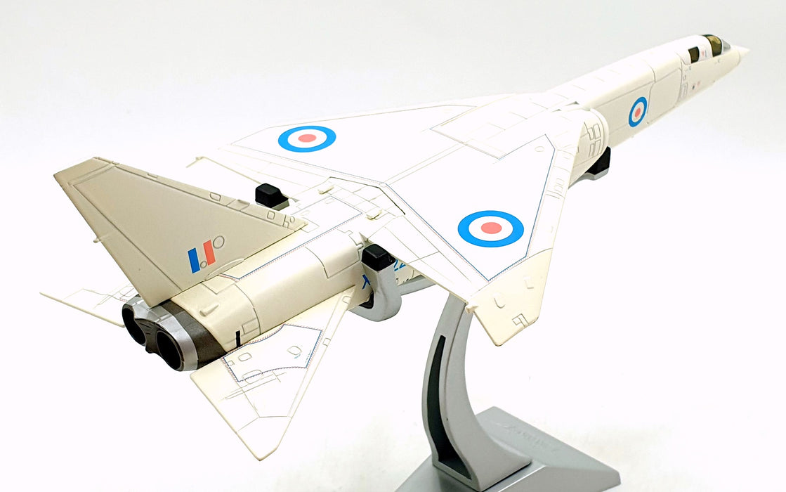 Corgi 1/72 Scale Diecast AA38602 BAC TS-2 XR222 Imperial War Museum Duxford