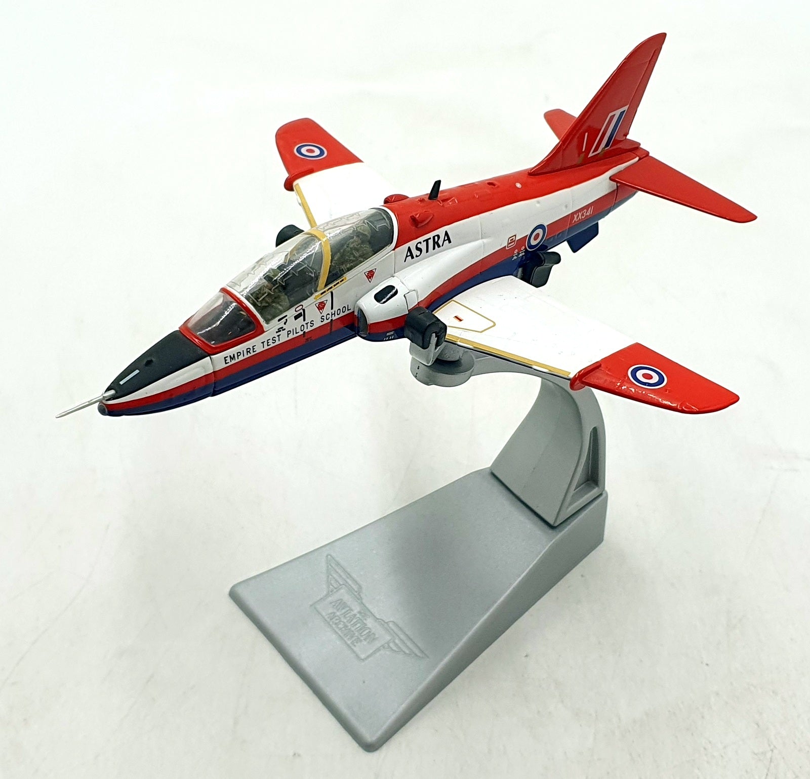 Corgi 1/72 Scale AA36007 BAe Hawk T.1A Astra QintiQ Boscombe Down 2007