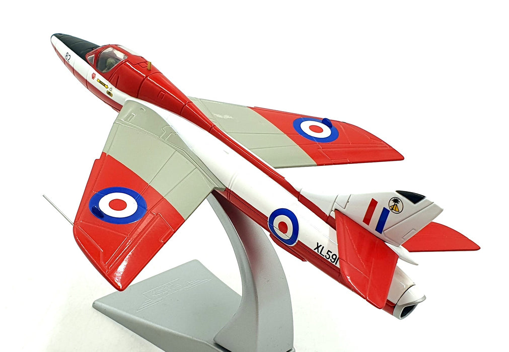 Corgi 1/72 Scale Diecast AA32715 - Hawker Hunter T7 XL591 RAF Anglesey 1975