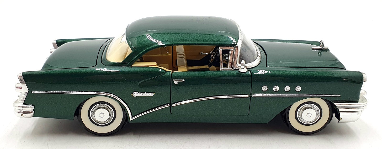 Mira 1/18 Scale Diecast 201026A - 1955 Buick Century - Green