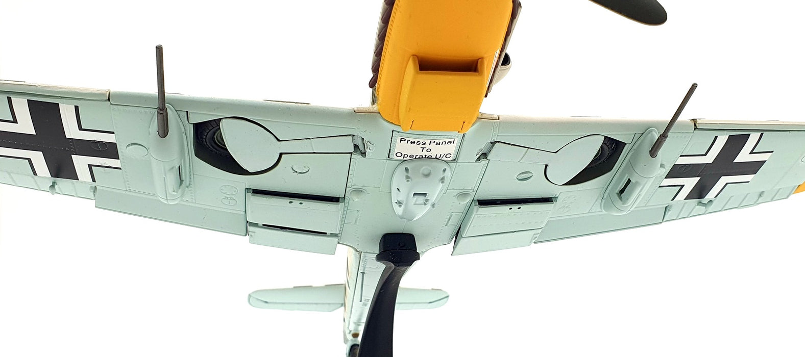 Corgi 1/32 Scale Diecast AA34906 Messerschmitt Bf109G-2 Yellow 12 Finland 1943