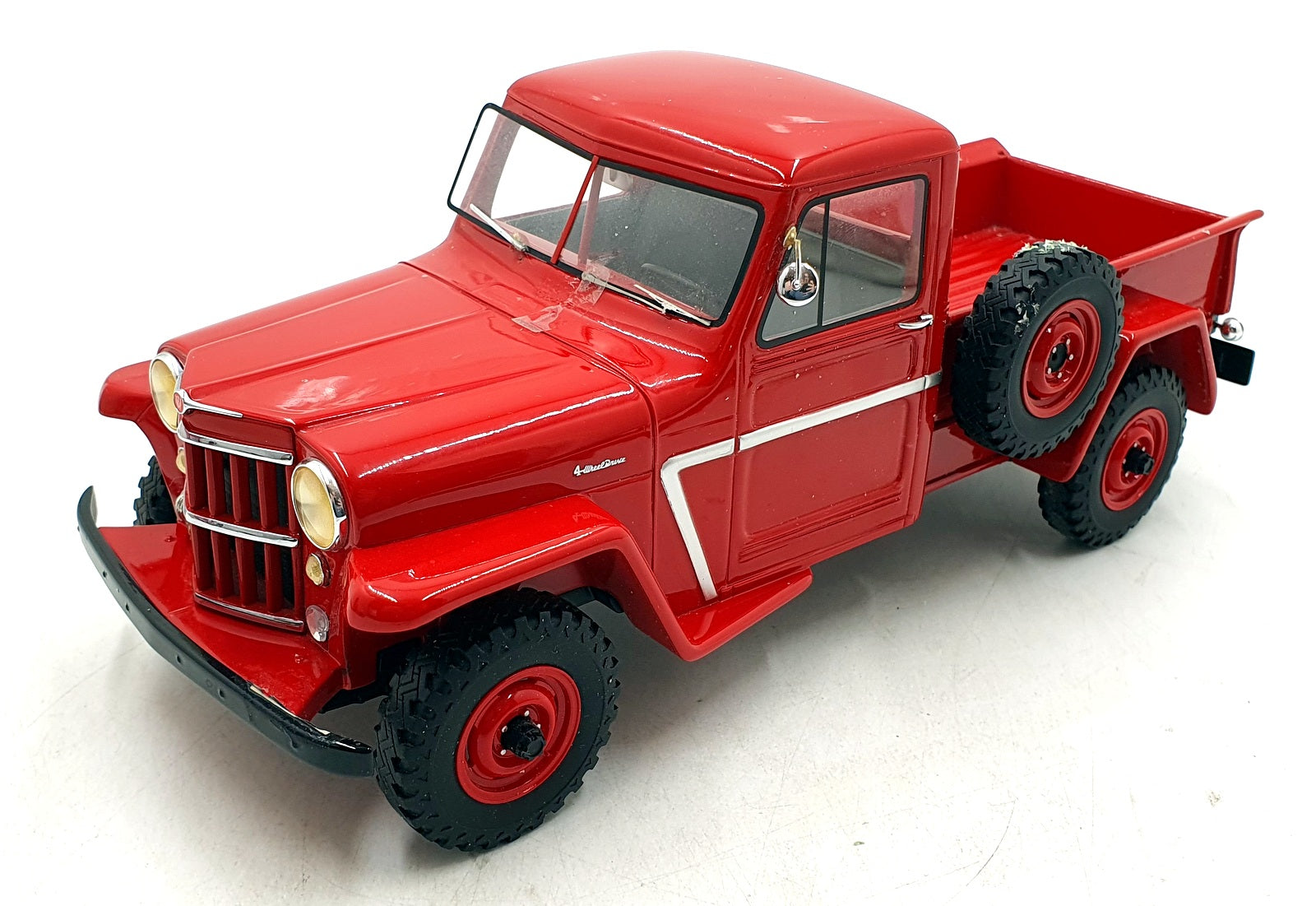 BOS Models 1/18 Scale Resin BOS267 - Jeep Pick-up Truck - Red