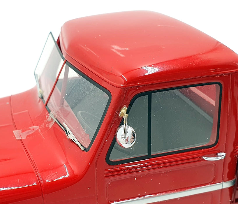 BOS Models 1/18 Scale Resin BOS267 - Jeep Pick-up Truck - Red
