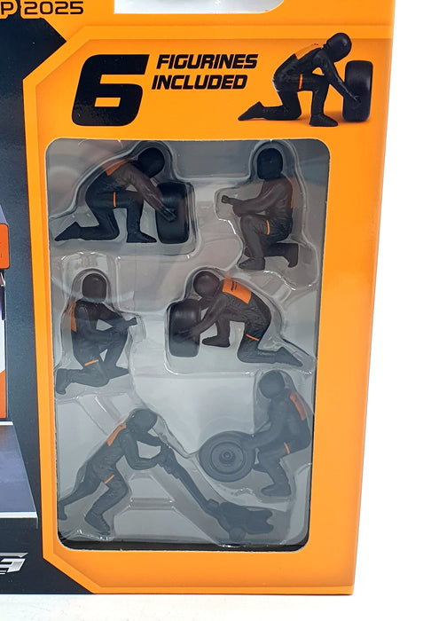 Burago 1/43 Scale 18-38457 F1 Pit Pass Diorama 2025 McLaren MCL39 #81 Piastri