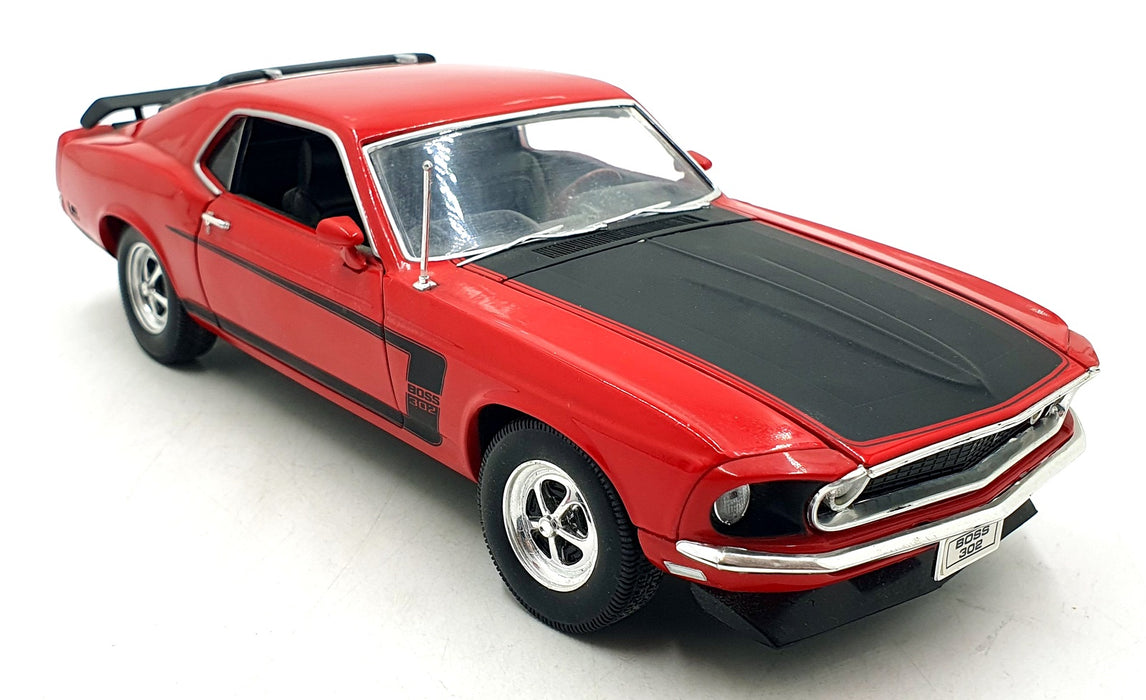 Welly 1/18 Scale Diecast 201026E - 1969 Ford Mustang Boss 302 - Red/Black