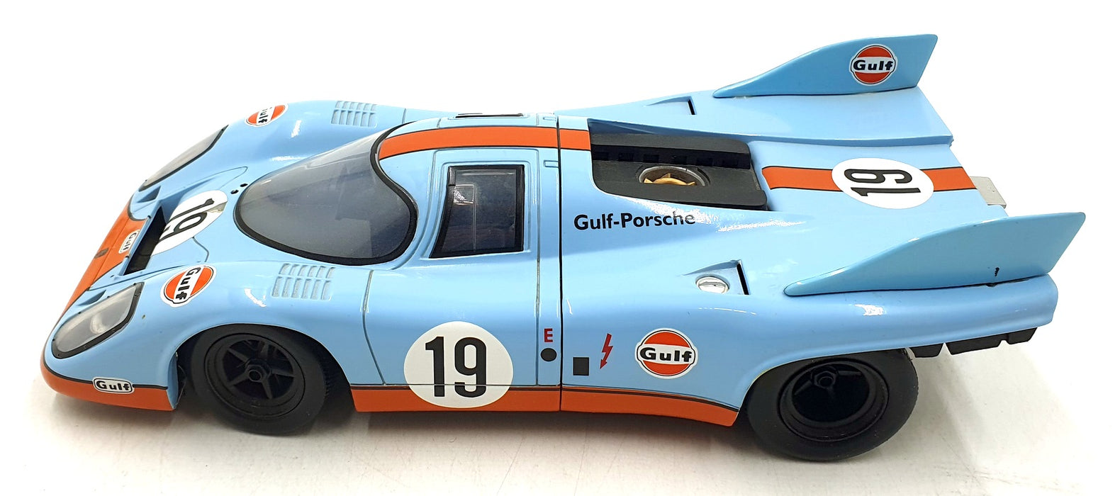 Universal Hobbies 1/18 Scale Diecast 201026D Porsche 917 Le Mans #19 Gulf Livery