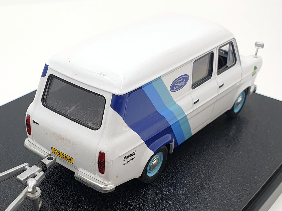 DeAgostini 1/43 Scale 281026A Ford Transit And Escort With Rally Support Trailer