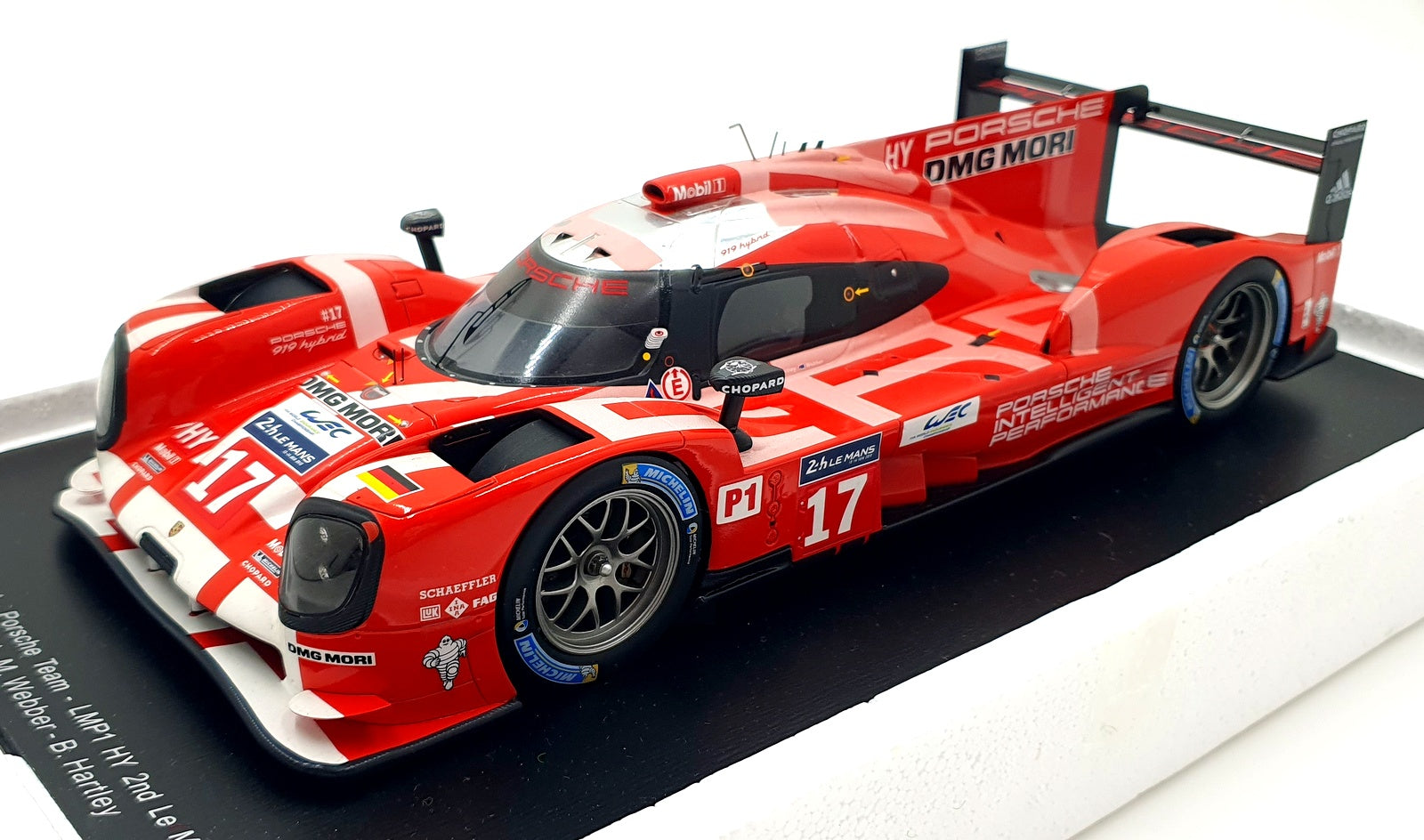 Spark 1/18 Scale 18S185 - Porsche 919 Hybrid #17 Le Mans 2015 - Red