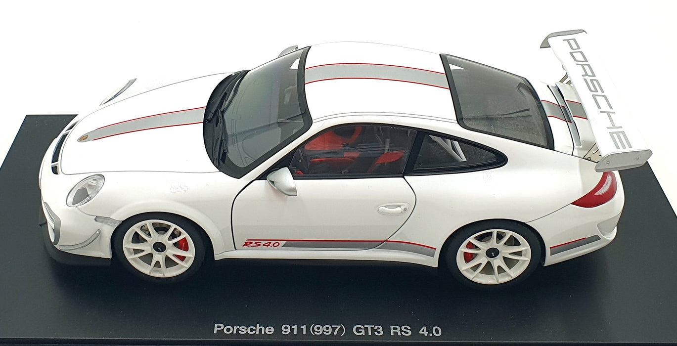 Autoart 1/18 Scale Diecast 78147 - Porsche 911 997 GT3 RS 4.0 - White