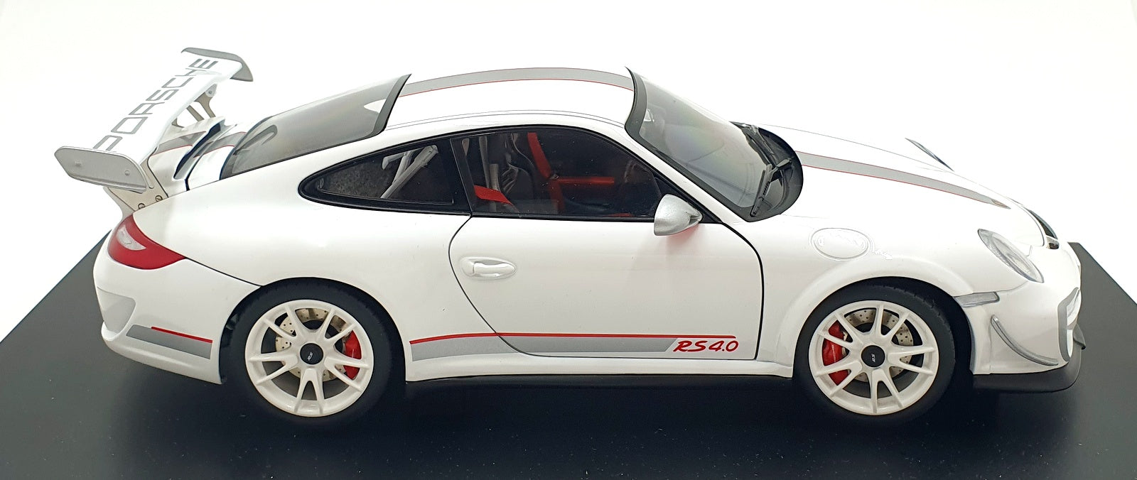 Autoart 1/18 Scale Diecast 78147 - Porsche 911 997 GT3 RS 4.0 - White