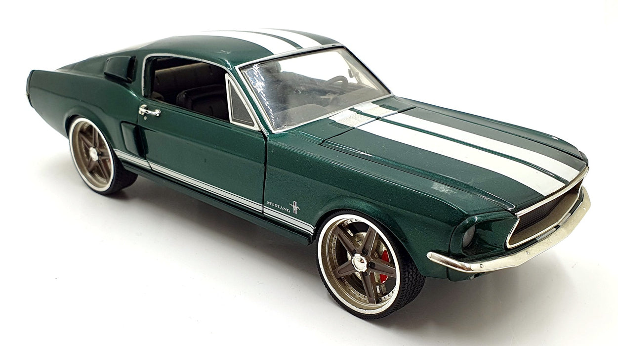 Ertl 1/18 Scale DC291026E - 1967 Ford Mustang Fast And Furious - Green/White