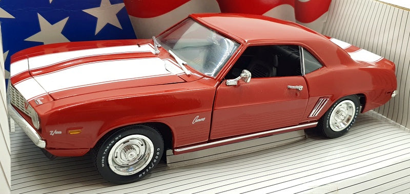 Ertl 1/18 Scale Diecast 7451 - 1969 Chevrolet Camaro Z/28 - Red/White