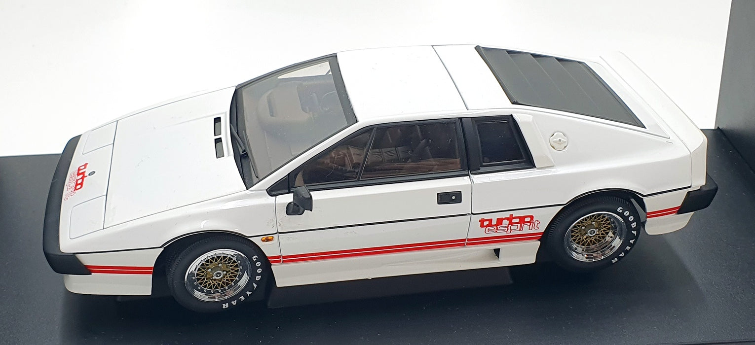 Autoart 1/18 Scale Diecast 70062 - Lotus Esprit Turbo RHD - White