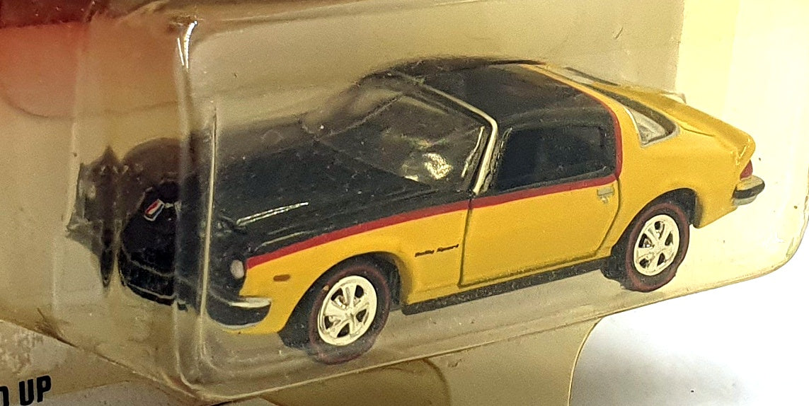 Johnny Lightning 1/64 Scale 992-01 - 1976 Chevrolet Camaro RS - Yellow