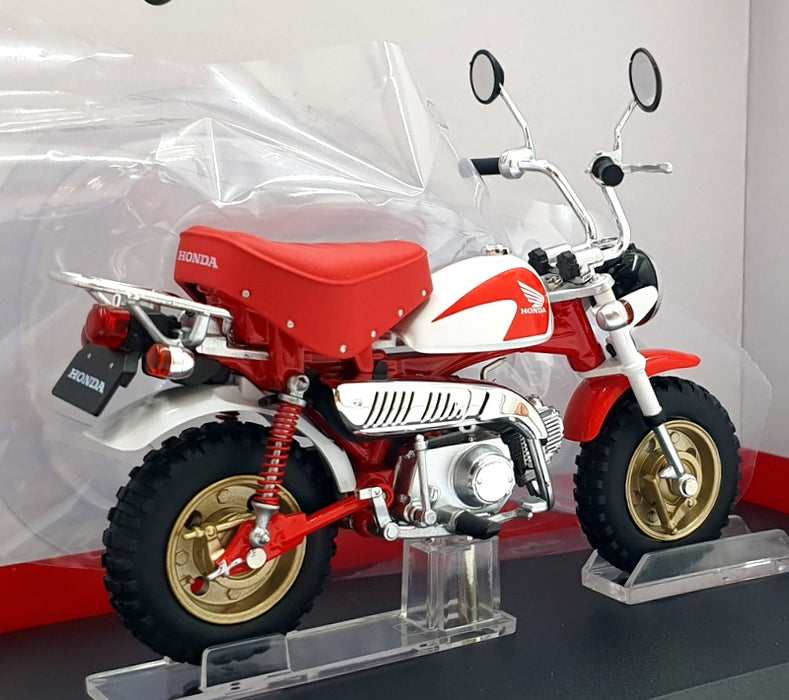 Aoshima 1/12 Scale 11171-3900 - Honda Monkey Motorcycle - Red/White