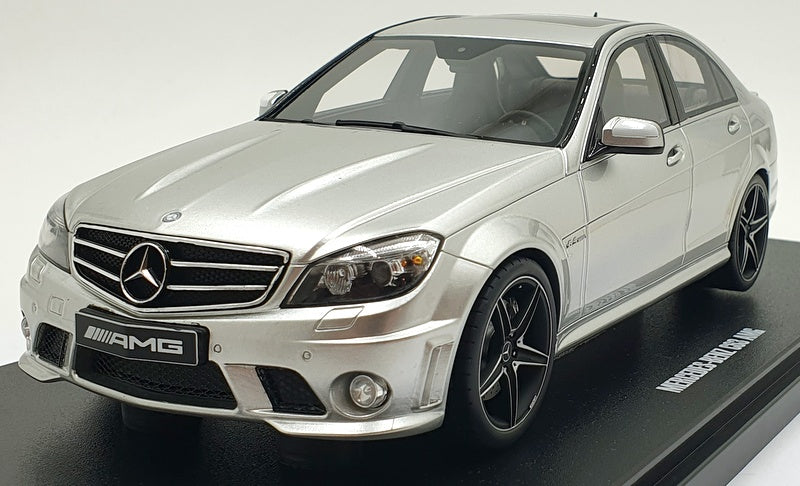 GT　SPIRIT 1/18　AMG C63S　Edition1 GT-Spirit and the Mercedes-AMG C 63 coupé edition 1