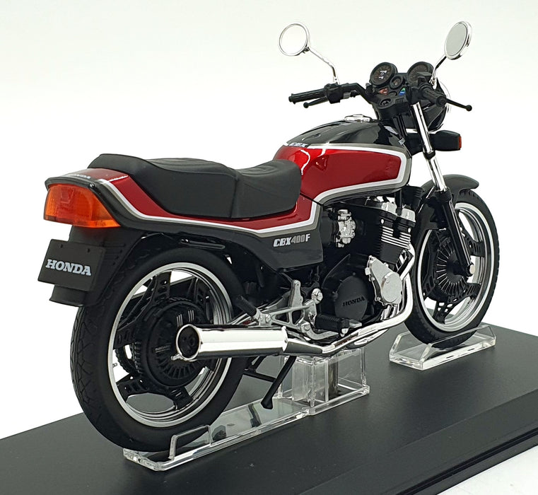 Aoshima 1/12 Scale 11199-4200 - Honda CBX400F Motorbike - Red