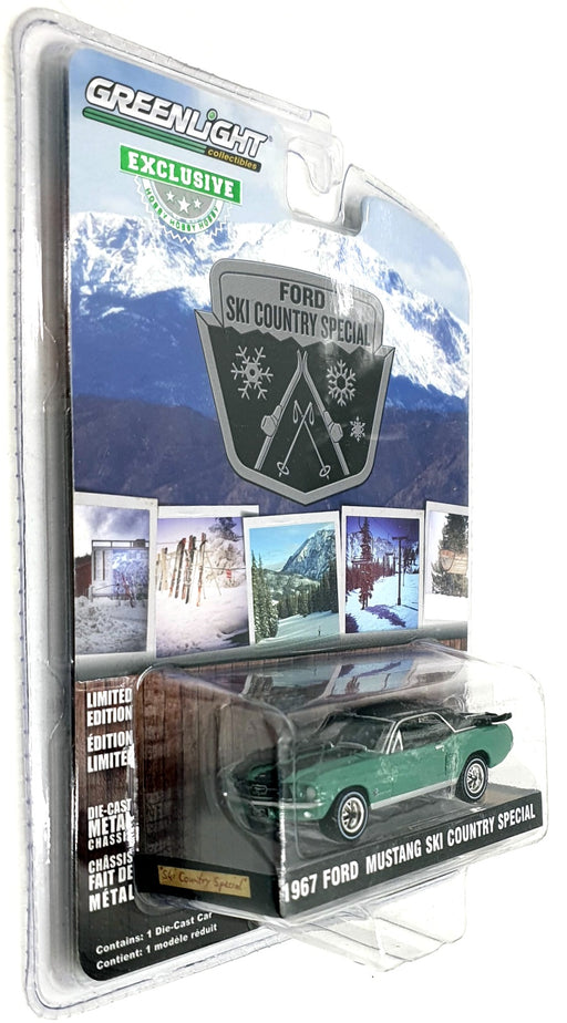 Greenlight 1/64 Scale 30113 - 1967 Ford Mustang Ski Country Special - Green