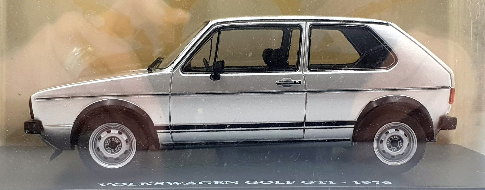 Altaya 1/24 Scale MX5ALA0004 - 1976 Volkswagen Golf GTI - Silver