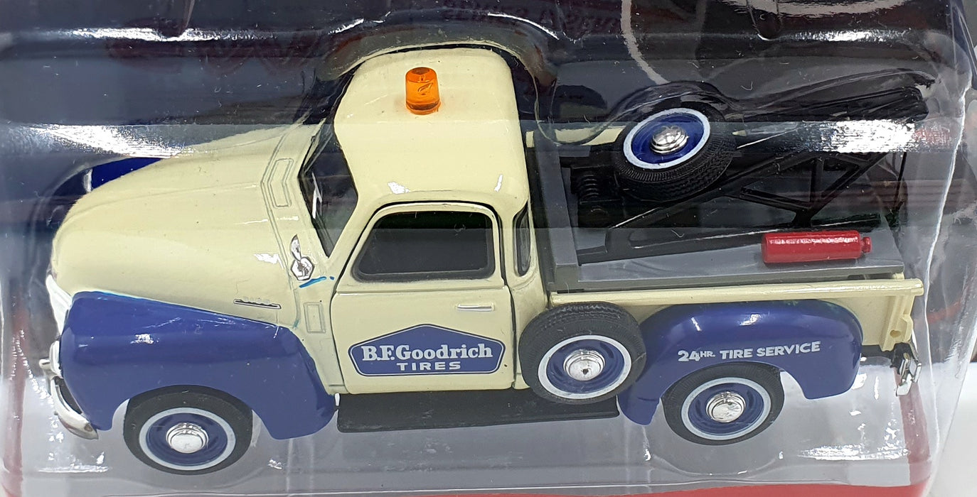 Greenlight 1/43 Scale 87010-C - 1953 Chevrolet 3100 Tow Truck