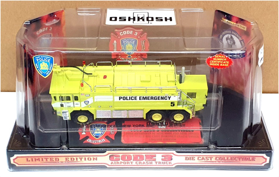Code 3 1/64 Scale 12153 - Oshkosh Airport Crash Truck #5 New York & New Jersey