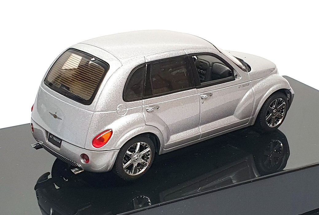 Autoart 1/43 Scale Diecast 51521 - Chrysler GT Cruiser - Silver