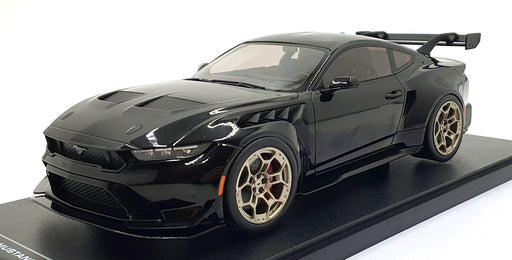 IXO 1/18 Scale Diecast IXOSPMCG18578 - 2025 Ford Mustang GTD - Black