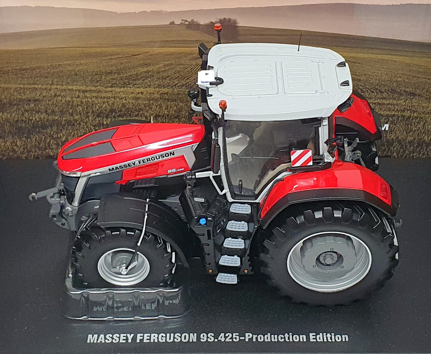Universal Hobbies 1/32 Scale UH6710 - Massey Ferguson 9S.425 Production Edition