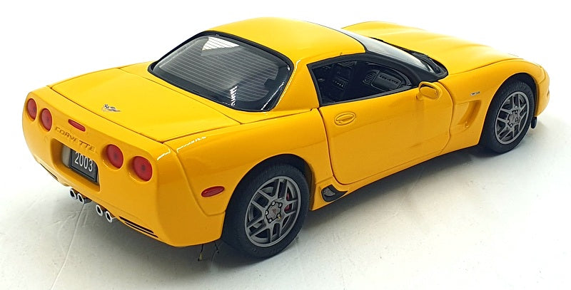 Franklin Mint 1/24 Scale B11WW95 - 2003 Chevrolet Corvette Z06 - Yellow