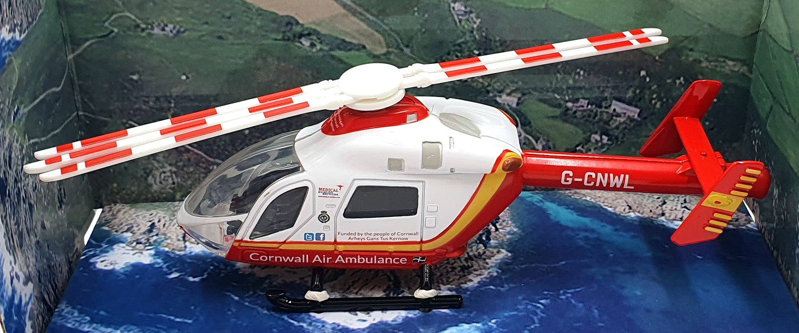 Richmond Toys Appx 15cm Long 323166 - Cornwall Air Ambulance Helicopter - G-CNWL