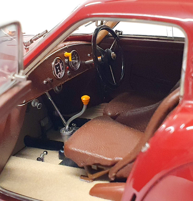 CMC 1/18 Scale M-107 - 1938 Alfa Romeo 8C 2900B Special Touring Coupe - Burgundy